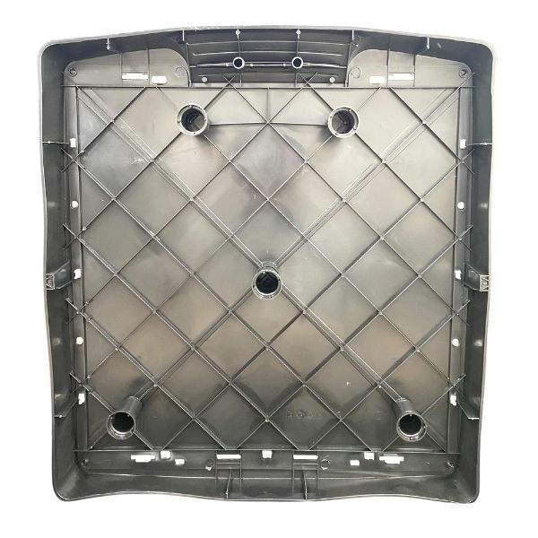 HugglePets Plastic Dog Kennel with Base (413) - Image 11