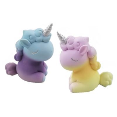 Hugo Kamishi Sitting Unicorns