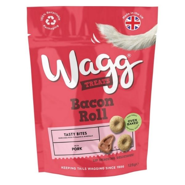Wagg Bacon Roll Dog Treats 125g