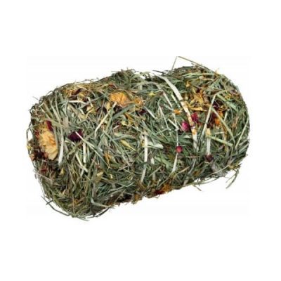 Trixie Hay Bale With Flower mix