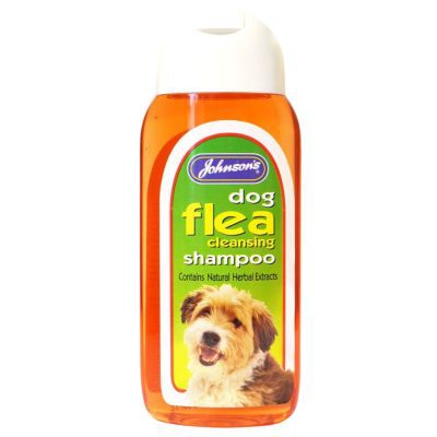 Johnsons Dog Flea Cleansing Shampoo 200ml