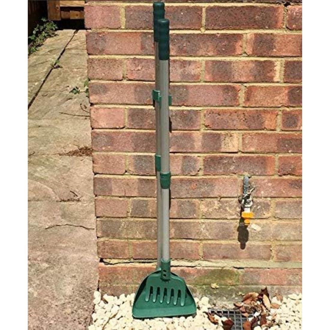 MDC Arms Length Pooper Scooper with Grass Rake - HugglePets